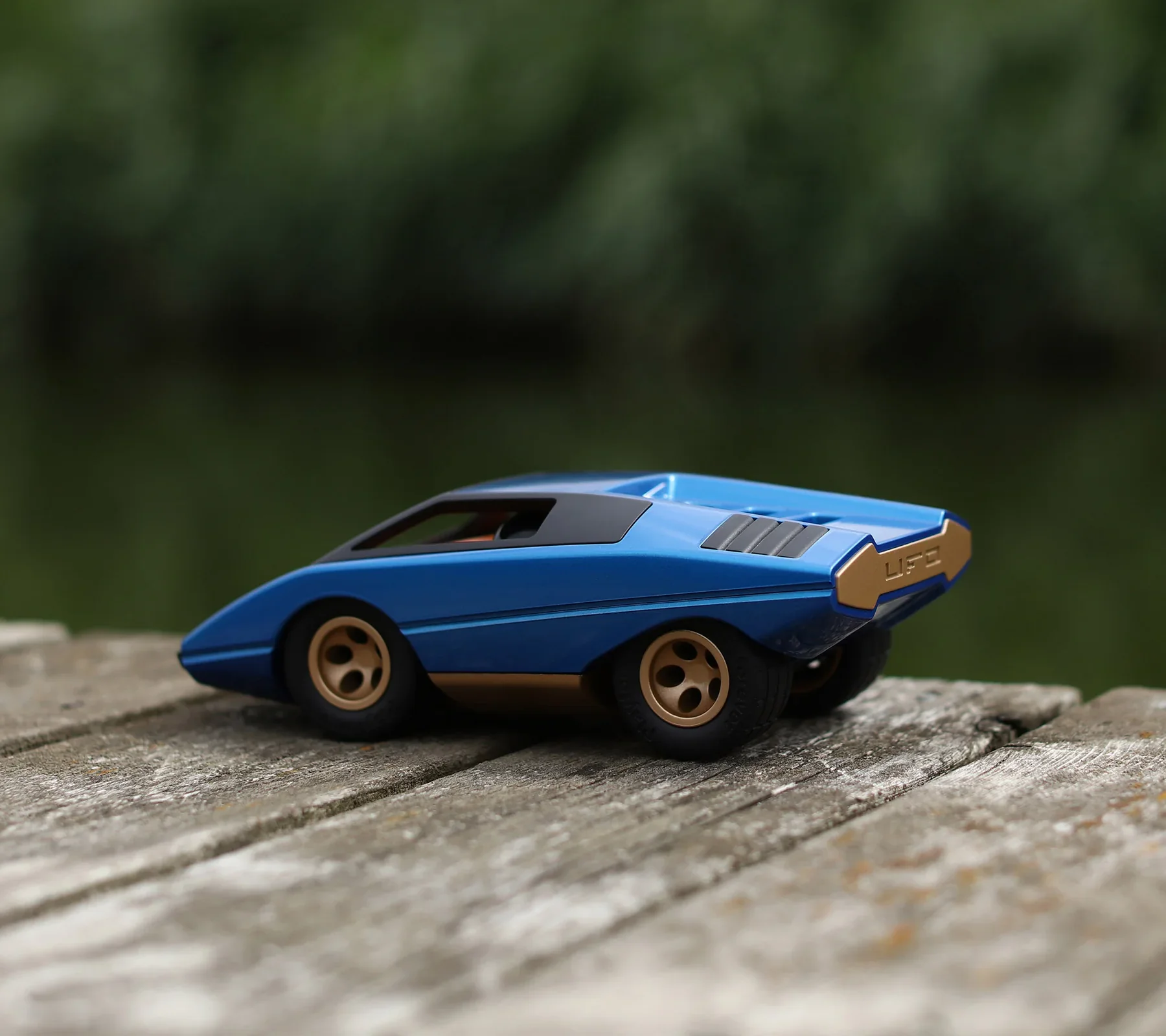 Playforever Toy Car - UFO Leonessa - Image 14